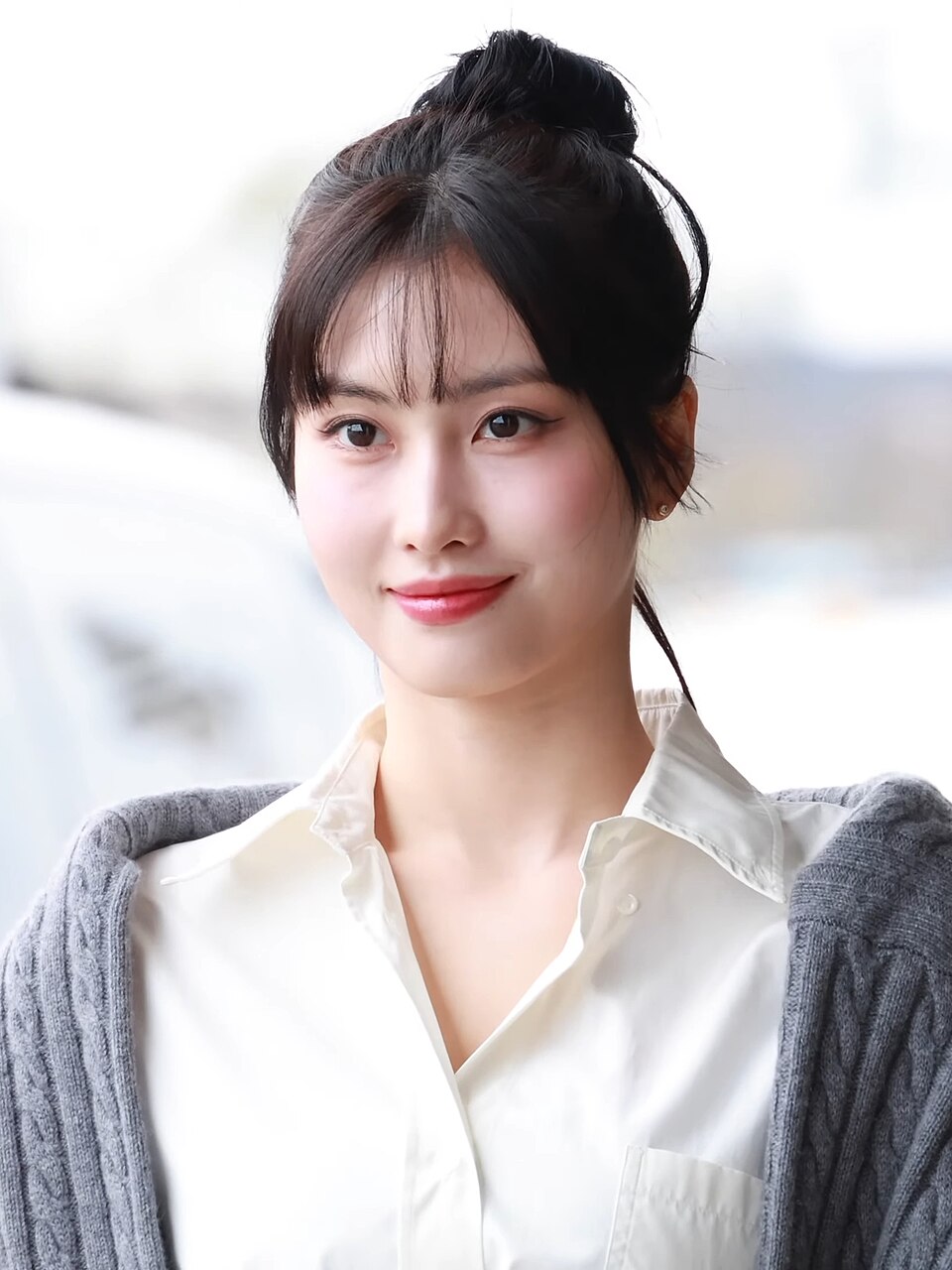 Momo — source-linked artist photograph